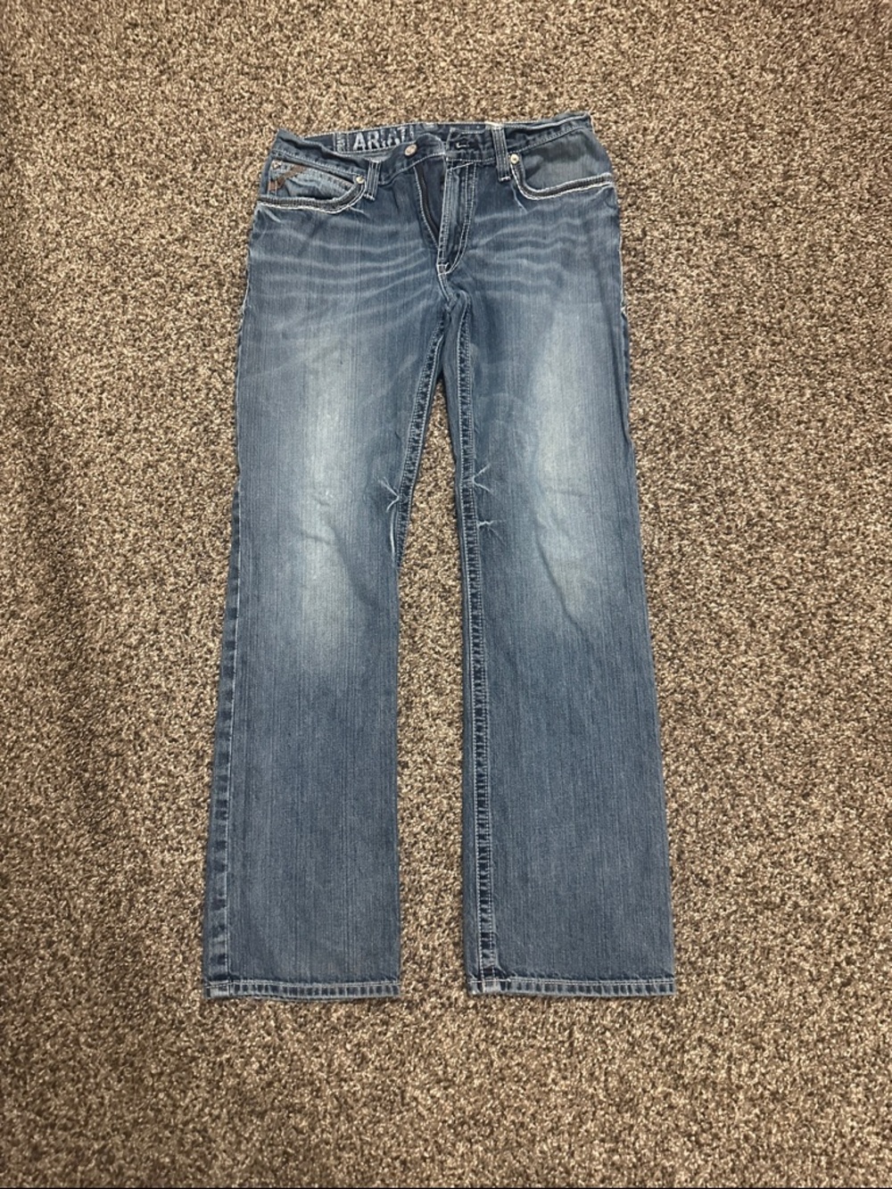 Ariat Men’s Medium Blue Straight Jeans